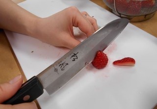 イチゴカット.jpg