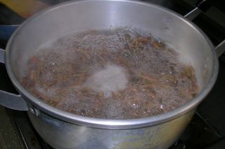ゼンマイ茹で.JPG